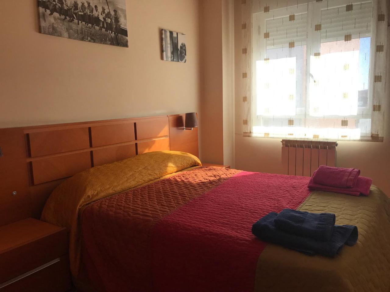 Ferienwohnung Apartamento La Cenicienta León Exterior foto